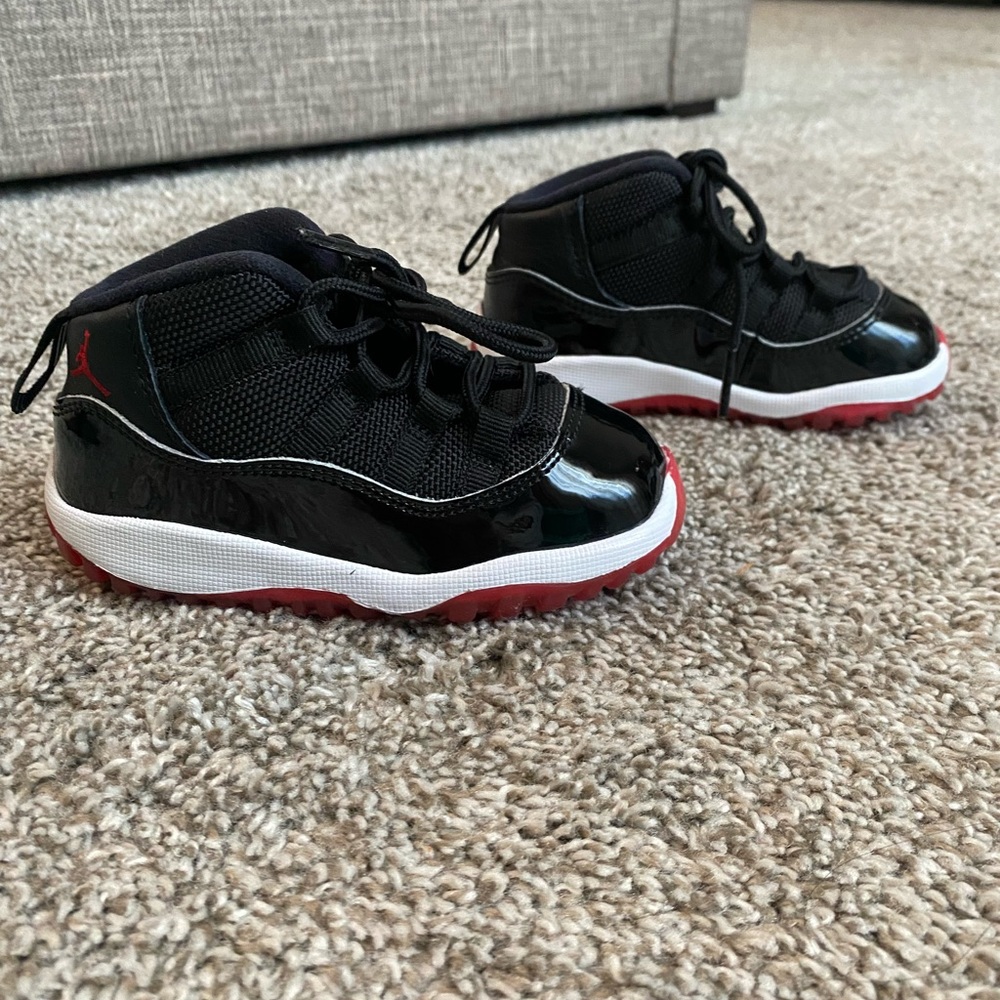 Toddler Nike shoes
Air Jordan 11 Retro TD 'Bred' 2019